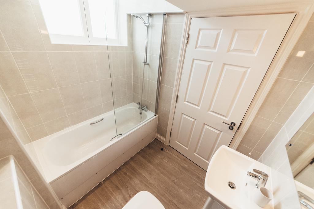 The Stay Company, Friar Gate Дерби Номер фото